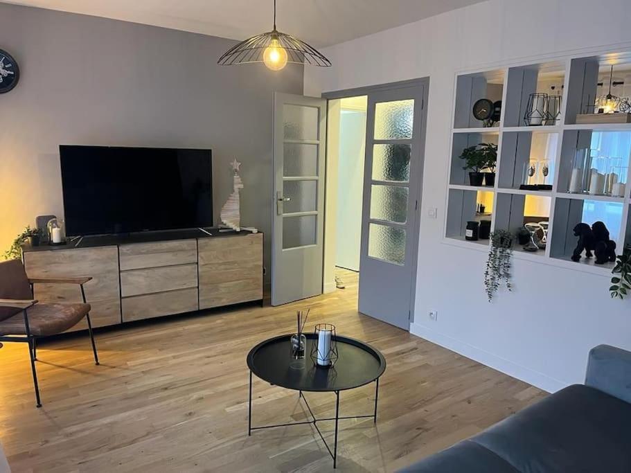 Appartement Cosy 6 Pers Нуази-ле-Сек Экстерьер фото